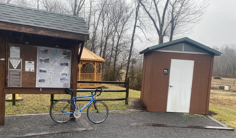 Smith Bridge Parking lot has restroom, details and gazebo.