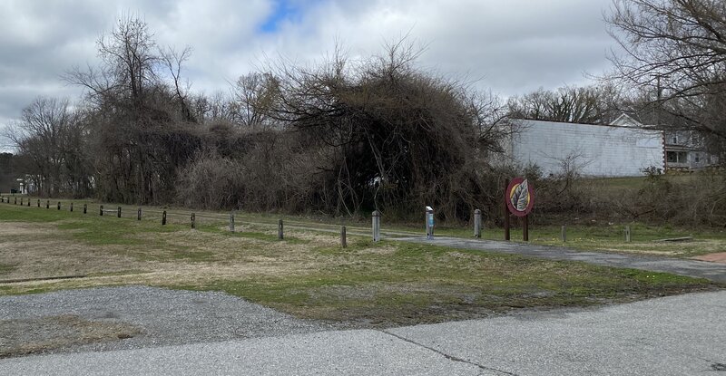 Larenceville Trailhead and start of the trail (mile zero).