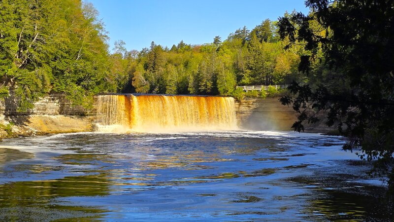 Upper Tahquamenon Falls