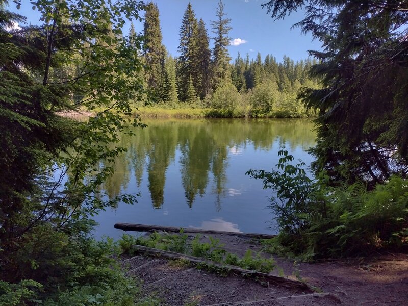 The small boats launch site on the banks of the Thorofare, an easy to paddle creek connecting Priest Lake and Upper Priest Lake.