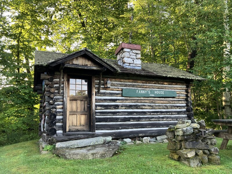 Fanny's Playhouse (built 1886).