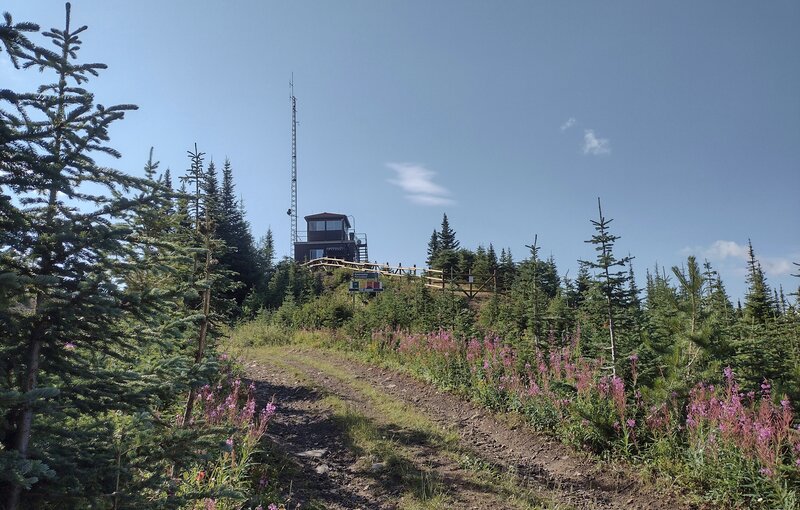 Kananaskis Fire Lookout, a modern, working fire lookout.