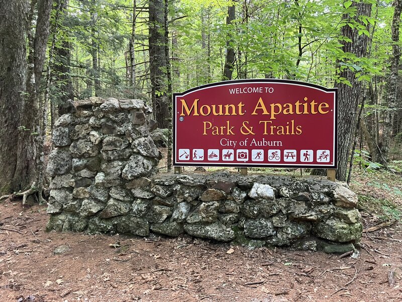 Mount Apatite Park.