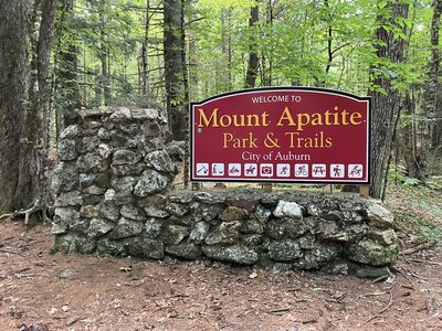 Mount Apatite Park.