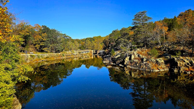 Chesapeake and Ohio Canal Trail to Great Falls Overlook.