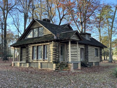 Roosevelt Cabin (c. 1902).