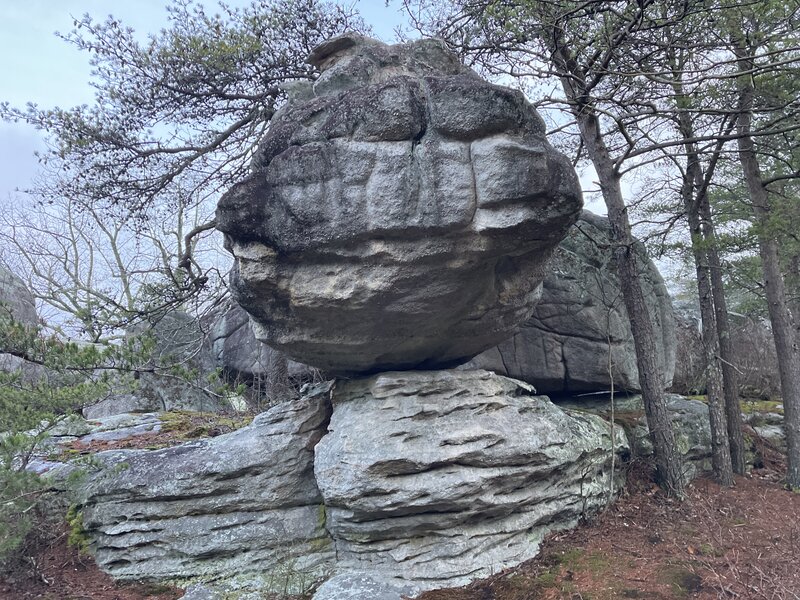 Balancing Boulder on the top of the ridge.