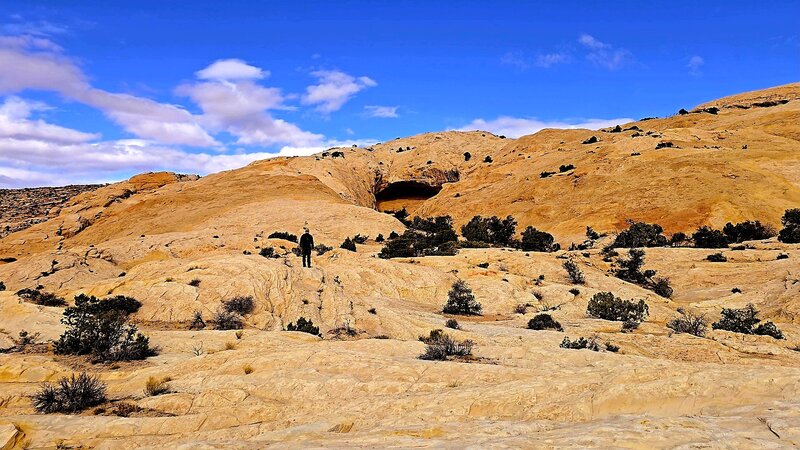 The view from the trail heading to Wild Horse Window.