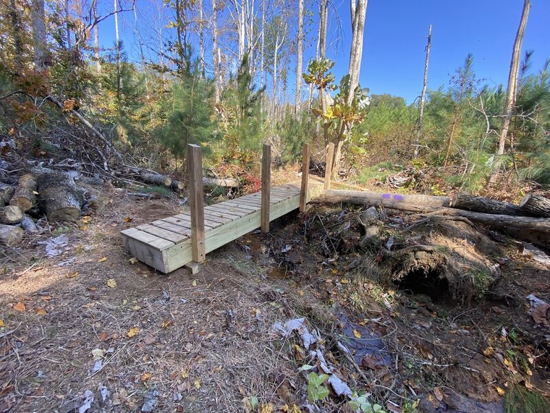 Great bridges over the creeks.