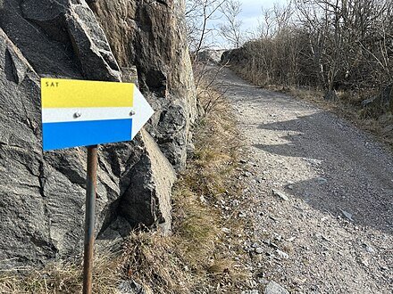 Track marker