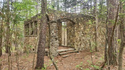 Stone structure on Council Bluff Loop Trail.