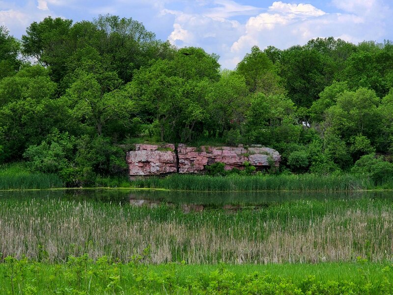 Sioux quartzite outcrop at Upper Mound Lake.