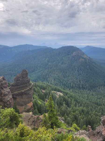 Beautiful view from the lookout on Iron Mountain - the sisters are barely visible in the distance.