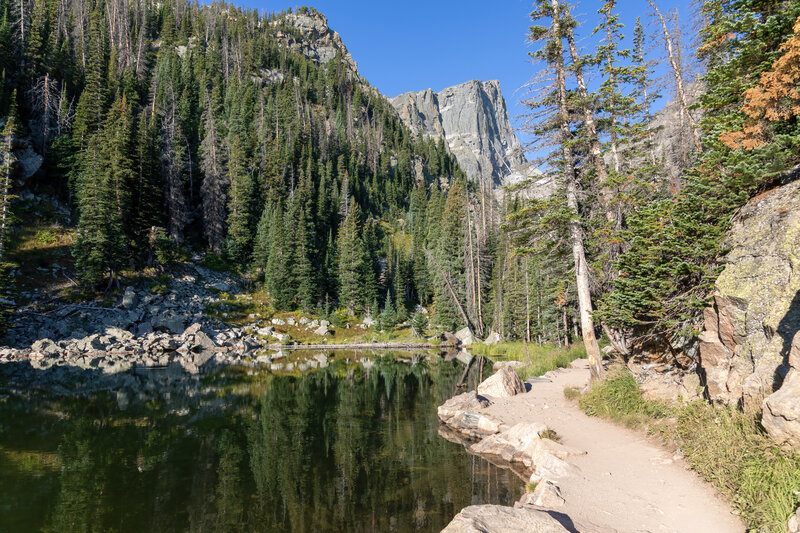 The western end of Dream Lake