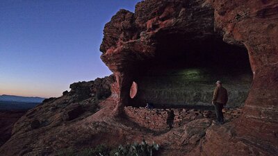 Before sunrise at Robbers Roost.