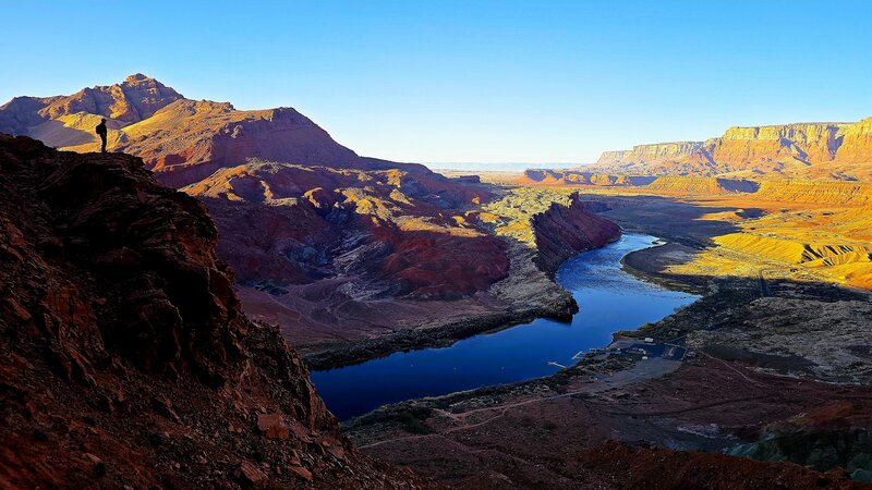 Early morning on Spencer Trail