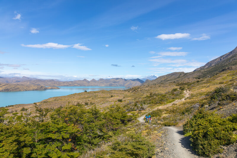 Looking west to Lago Nordenskjöld.