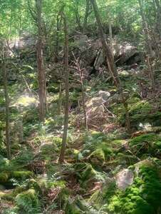 Huge boulders in a jumble